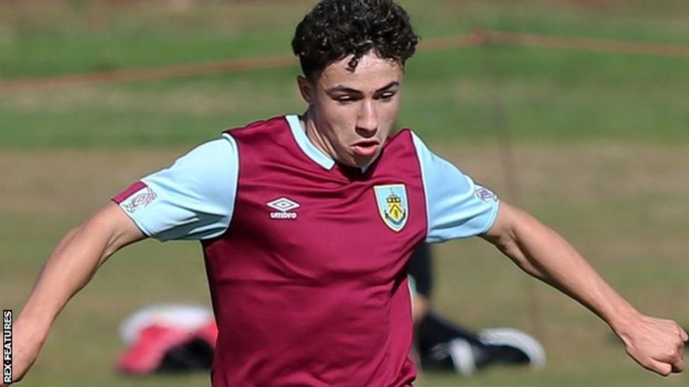 Rhys Fenlon: Accrington sign former Manchester City and Burnley ...