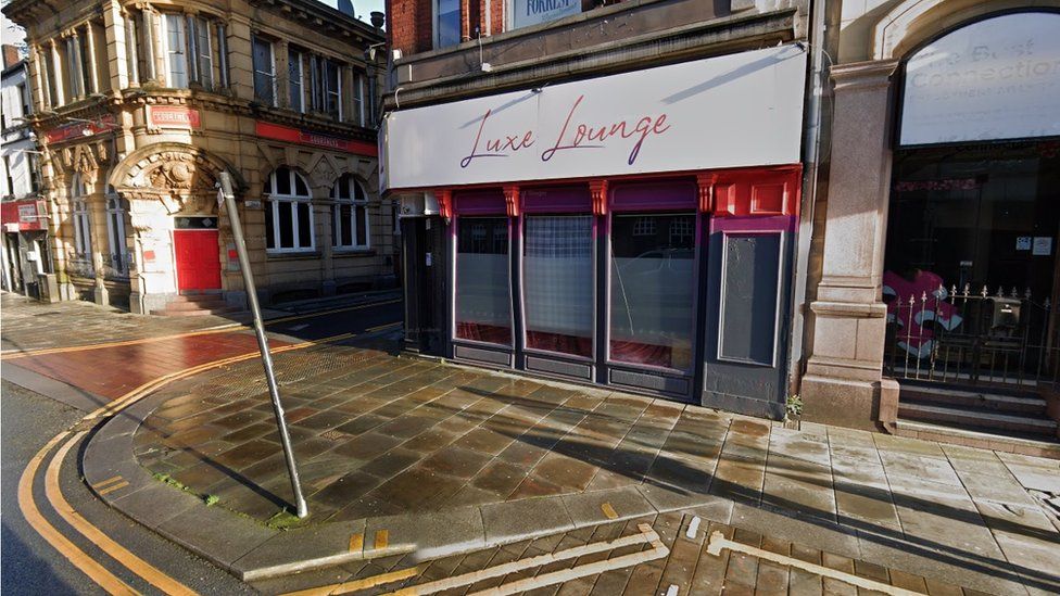 luxe lounge death murder arrest after man dies in bar assault bbc news luxe lounge death murder arrest after man dies in bar assault bbc news