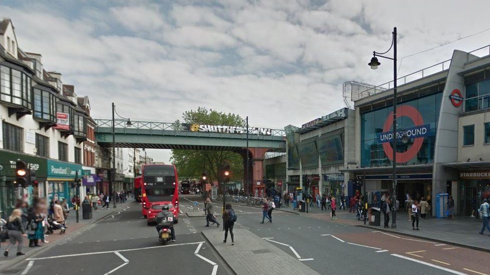 Brixton Road breaches annual air pollution limit in five days