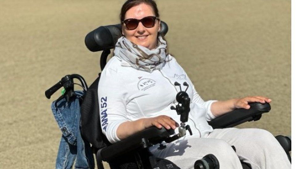 Didi Diaris in her wheelchair