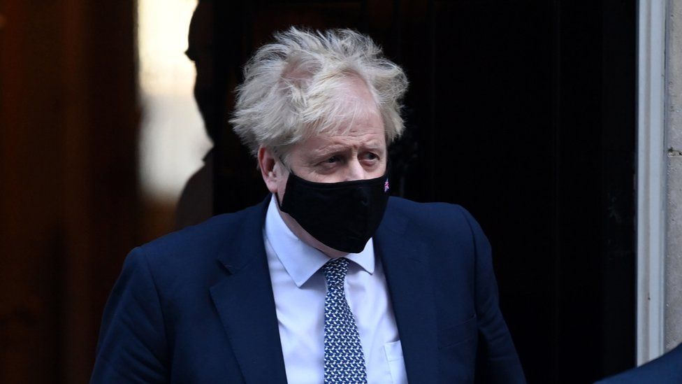 UK Prime Minister Boris Johnson apologises to Queen over lockdown parties (bbc.com)