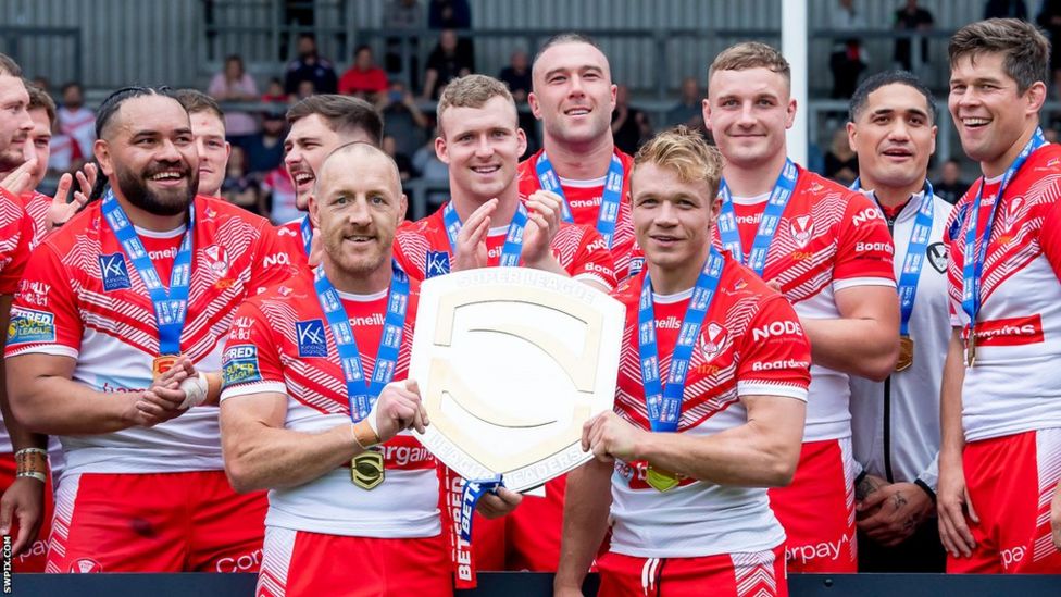 Super League Thrilling threeway battle for League Leaders' Shield