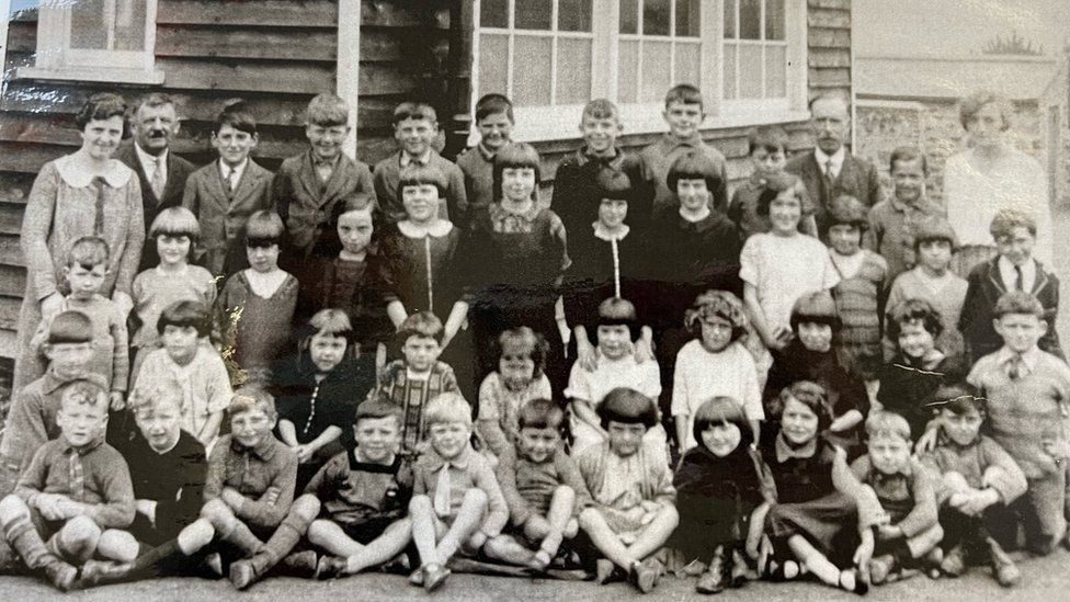An Ysgol Abersoch class photo from 1924