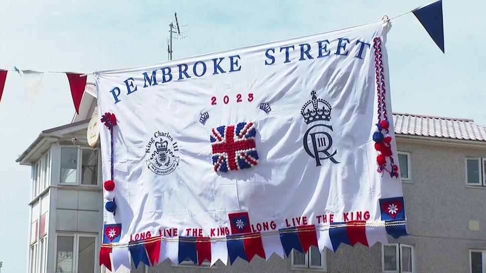 Plymouth street preparing for children's coronation party BBC News