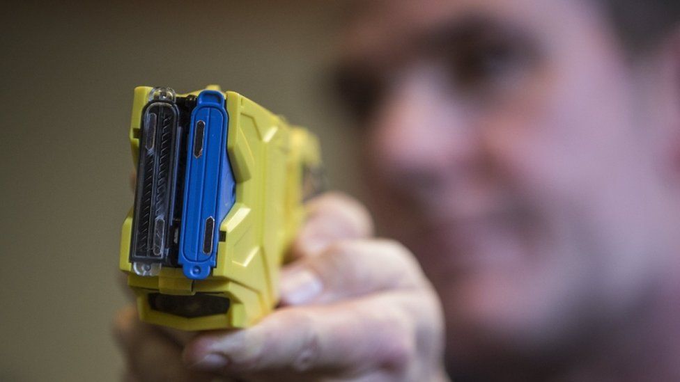 Hampshire And Thames Valley Police Begin Tasers Upgrade Bbc News