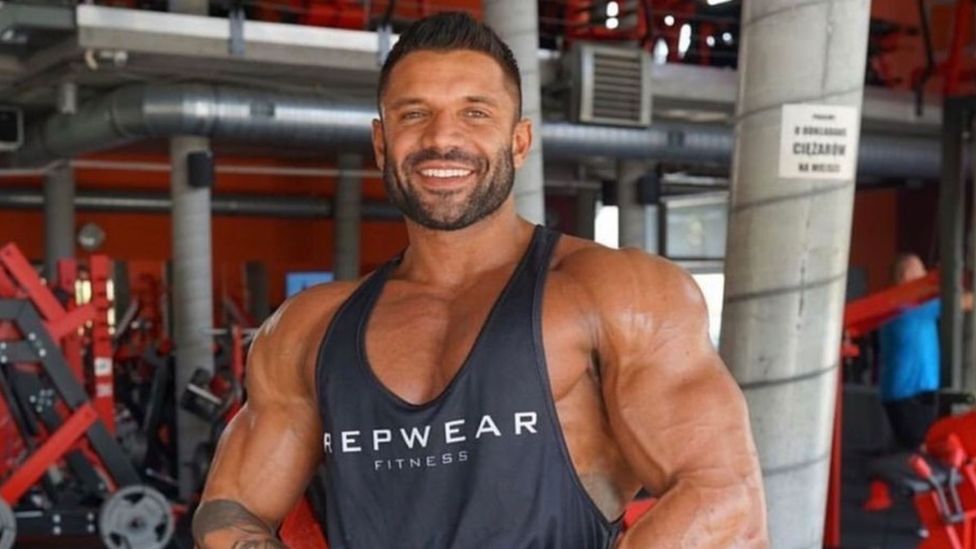 Neil Currey was a professional bodybuilder who died aged 34