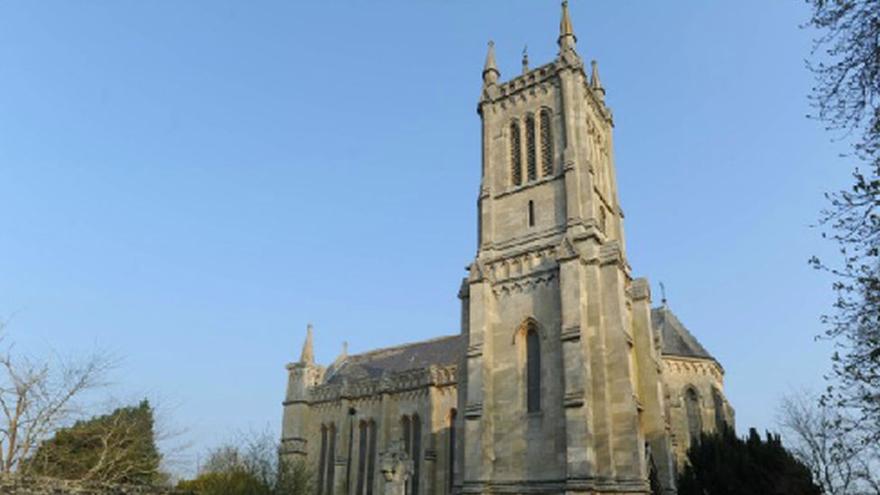 Church choir to celebrate roof repairs with towering concert - BBC News