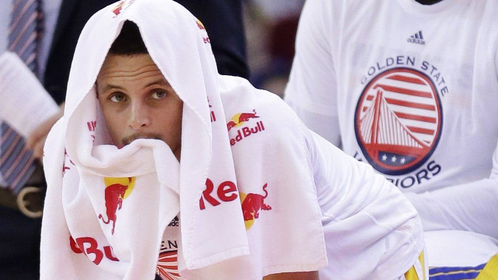 Why Steph Curry is 'the best player in the NBA' BBC News