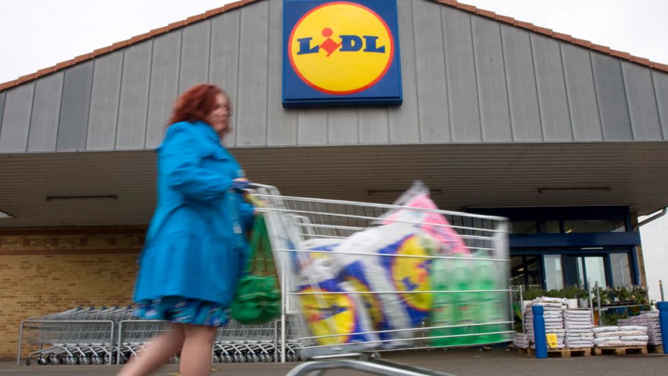 Lidl to create 300 new jobs in Scotland BBC News