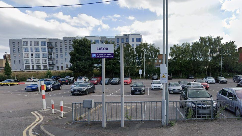 Crawley Road car park, Luton