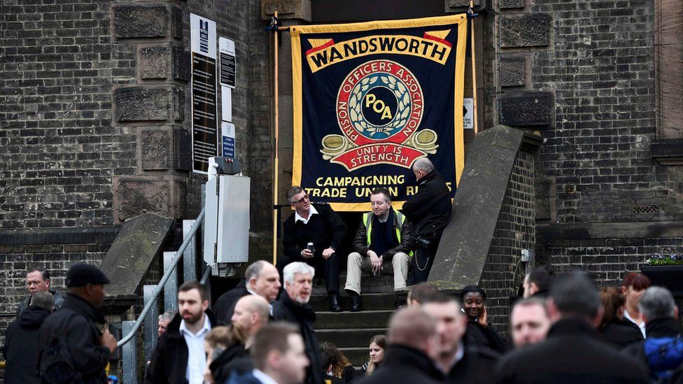 Prison officers in protest at Wandsworth Prison