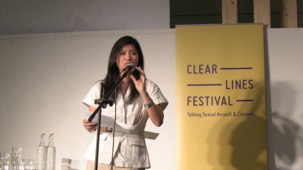 picture of Winne speaking at a festival