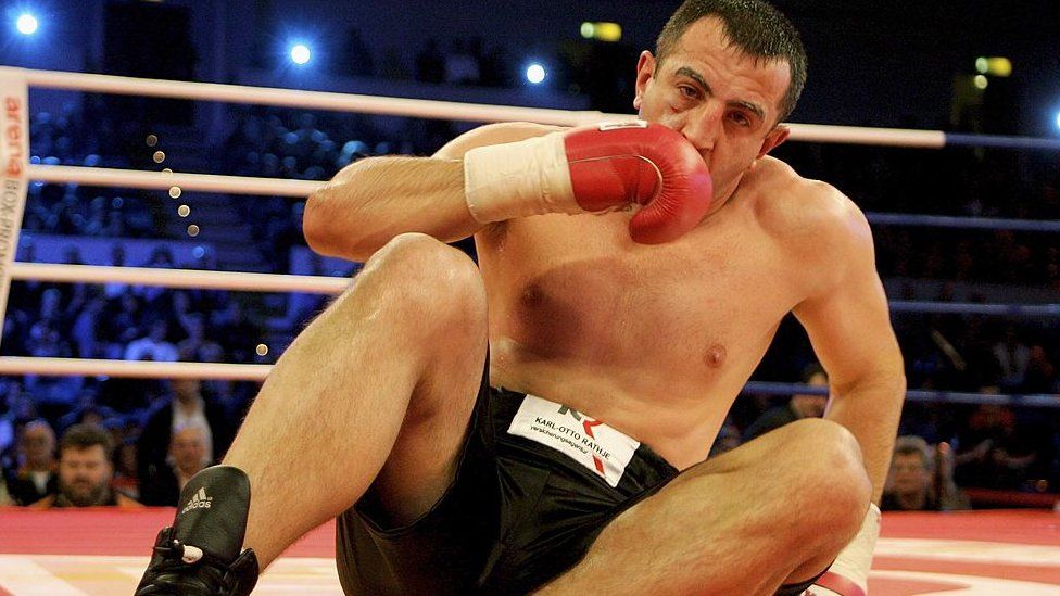 Goran Gogic during fight in Hamburg in 2006