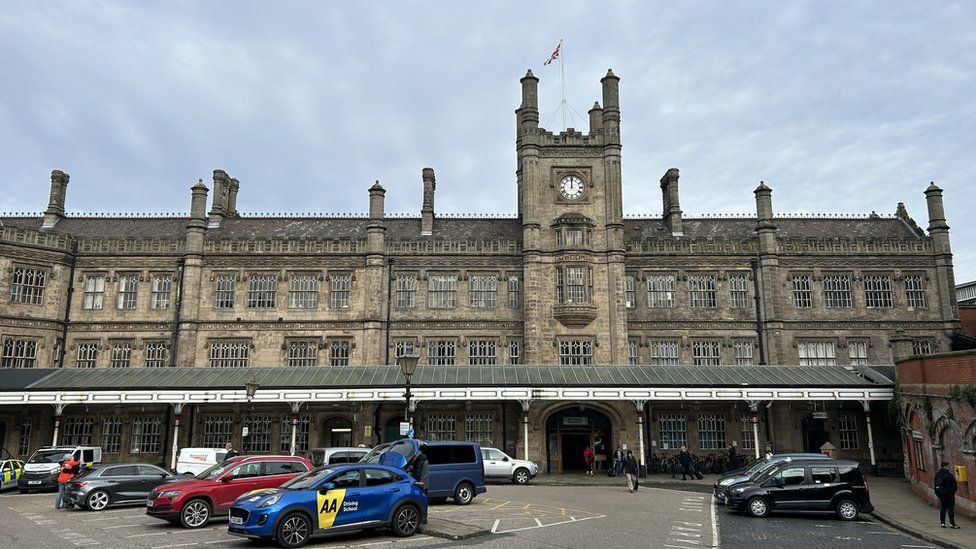 Shrewsbury train station