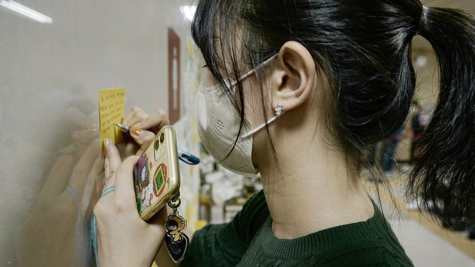 Lee Chai-hui ภัณฑารักษ์พิพิธภัณฑ์วัย 23 ปี รู้สึกไม่ปลอดภัยในฐานะหญิงสาวในเกาหลี
