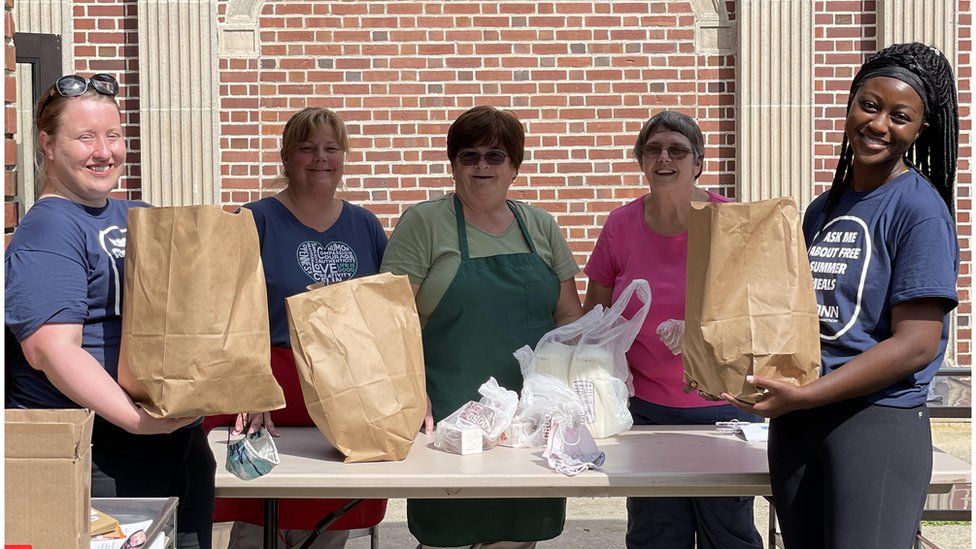 Connecticut food aid team