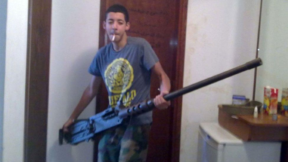 Salman Abedi with weapon in Libya