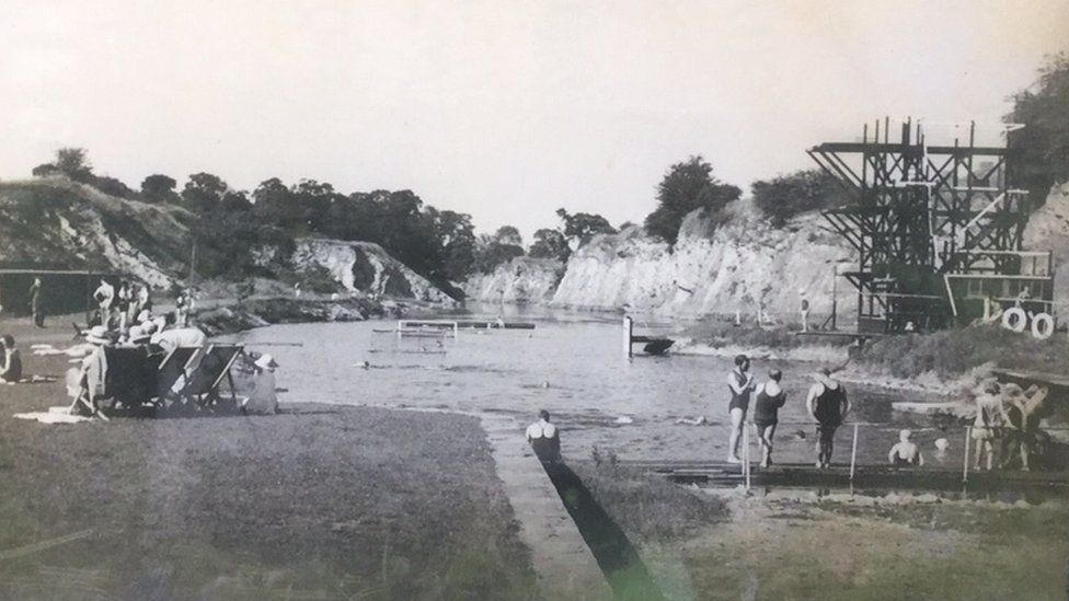Early photo of the lake