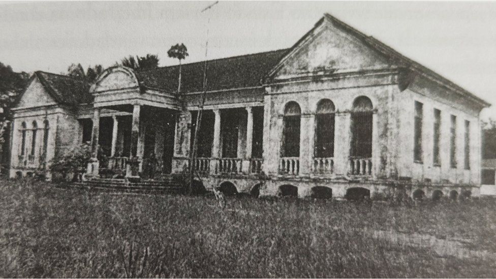 Edificação que fazia parte do campo de concentração de Tomé-Açu