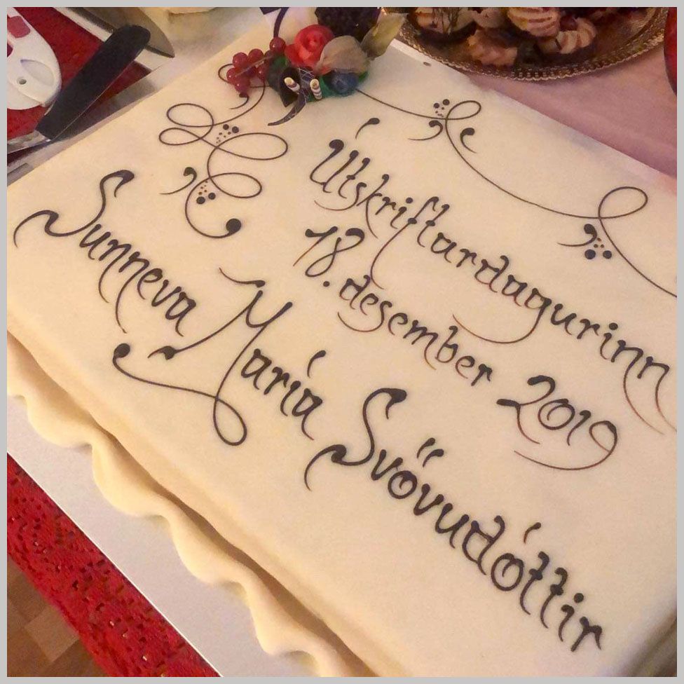 Sunneva's graduation cake