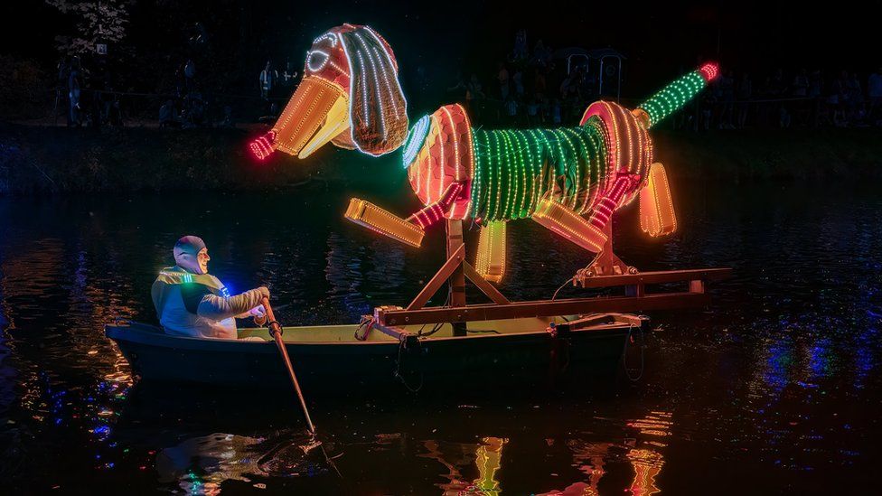 Slinky Dog boat at Matlock Bath Illuminations