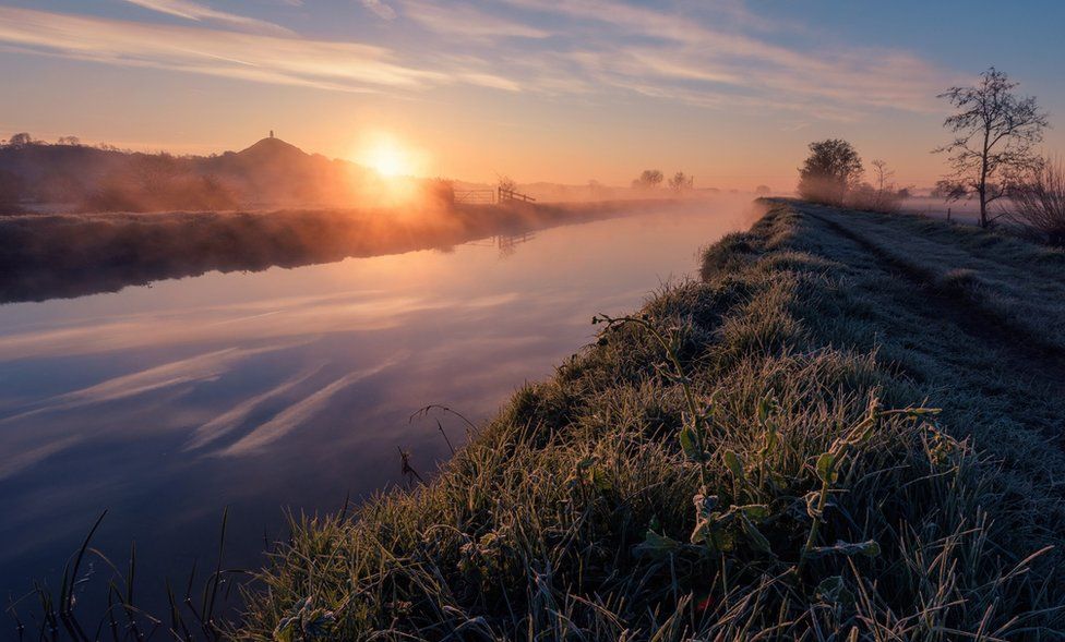 Kevin Pearson: Misty River Dawn