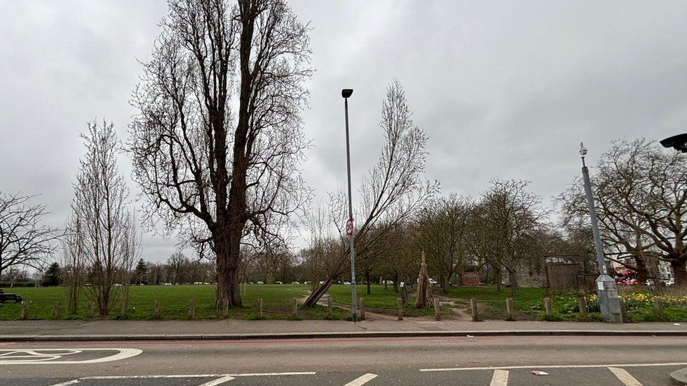 File image showing the common near Clapham South station on Nightingale Lane