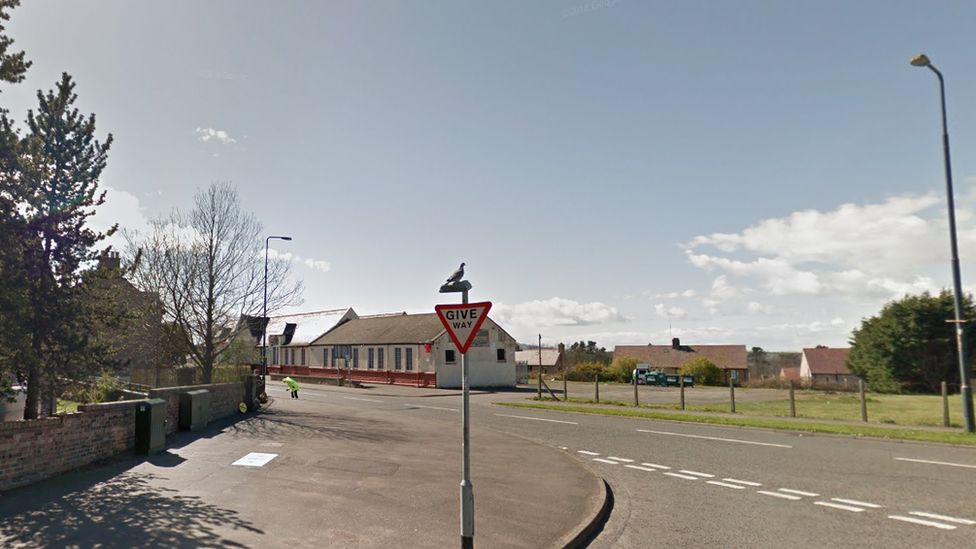 Woman, 80, dies after being hit by car in Dalkeith BBC News