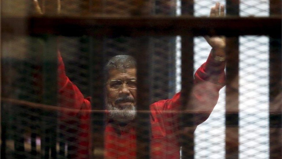 Mohammed Morsi in court 18/06/16