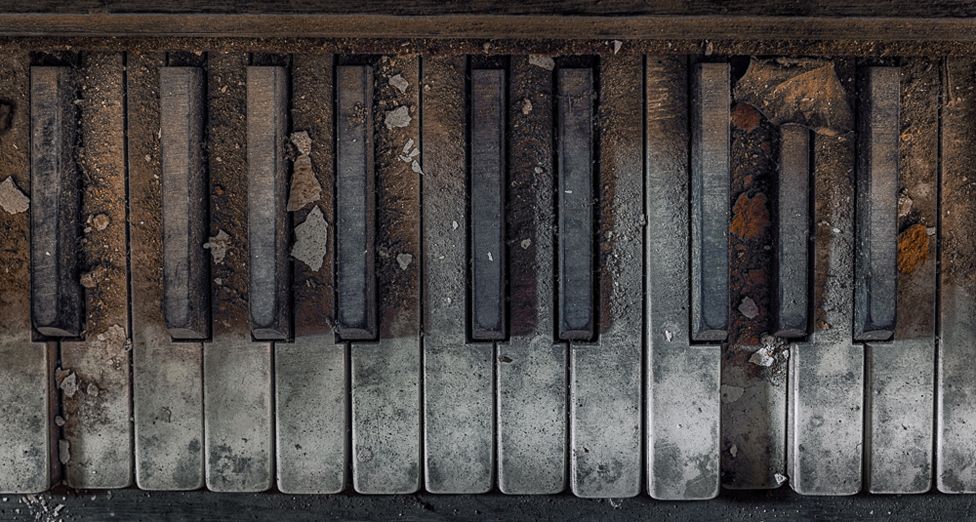 Dusty piano keys