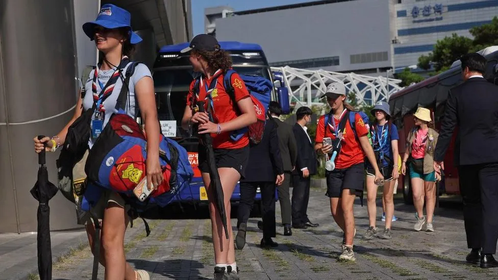 Thousands at Scout camp move into hotels after S Korea heatwave