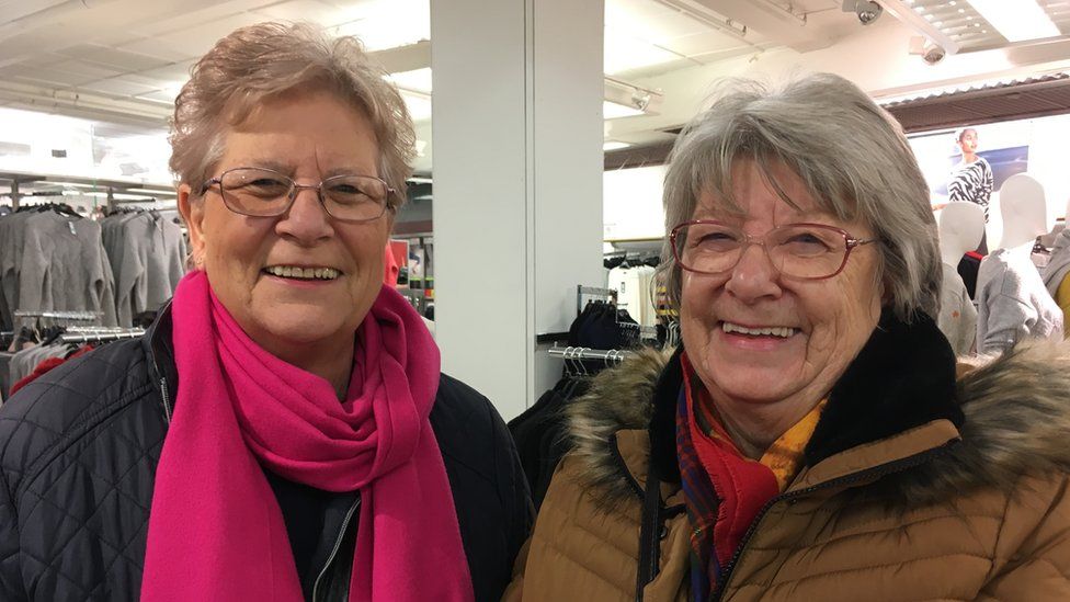 Sisters Janet Roche and Kay Susan Ballantyne