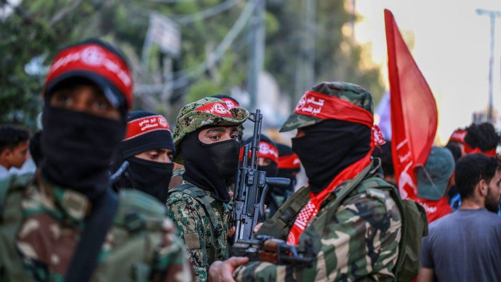 Masked PFLP militiamen (archive photo)