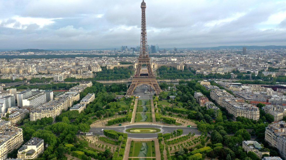 Beyond Walls Huge Biodegradable Artwork Graces Paris Park c News