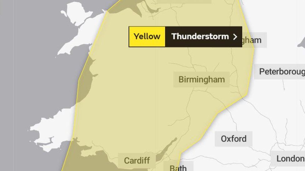 map showing thunderstorm warning