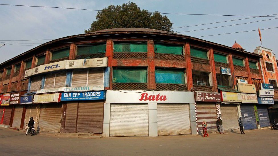 Shops and business establishments are shut in Srinagar, Kashmir on October 29, 2019