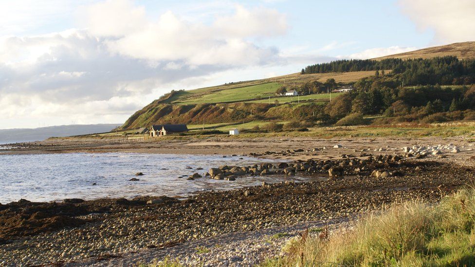 Dead TV signals offer broadband hope in rural Scotland - BBC News