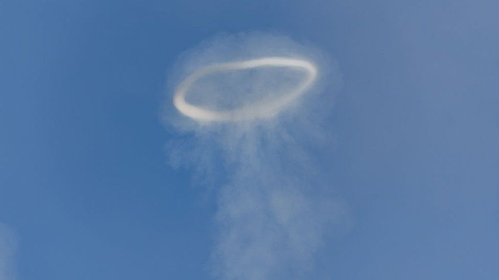 Mount Etna: Catania airport closed volcano in pictures - BBC Newsround