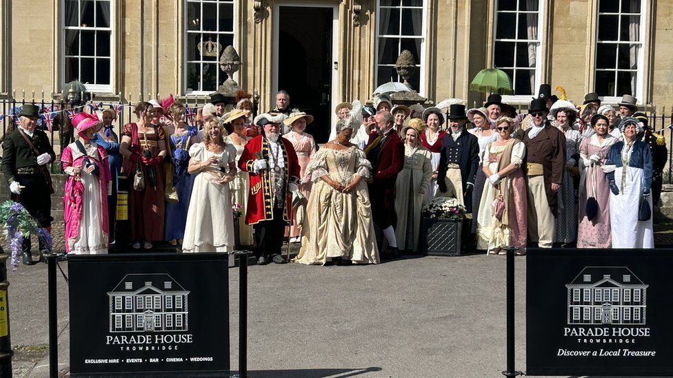 Group in front of Parade House