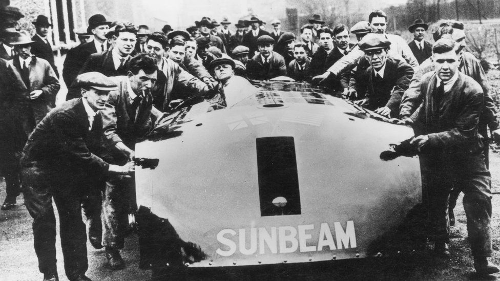 Workers who helped build the Sunbeam car