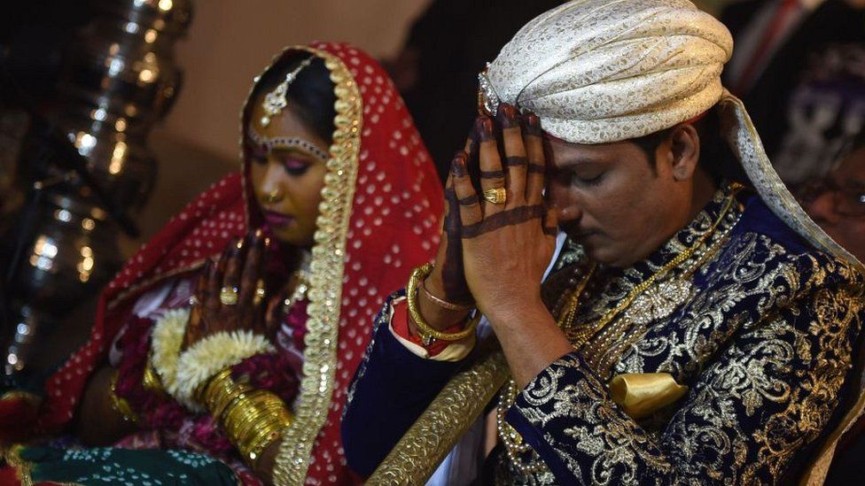 Hindu couple at wedding