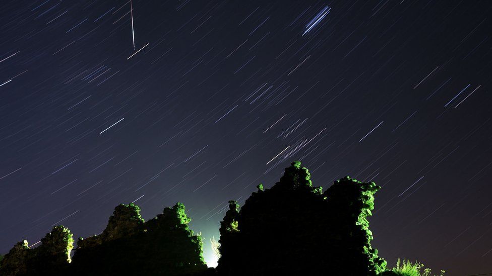 Taurids meteor shower: What they are and how to spot them - BBC Newsround