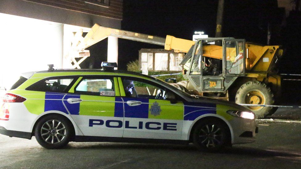 Police attended at 02:43 BST