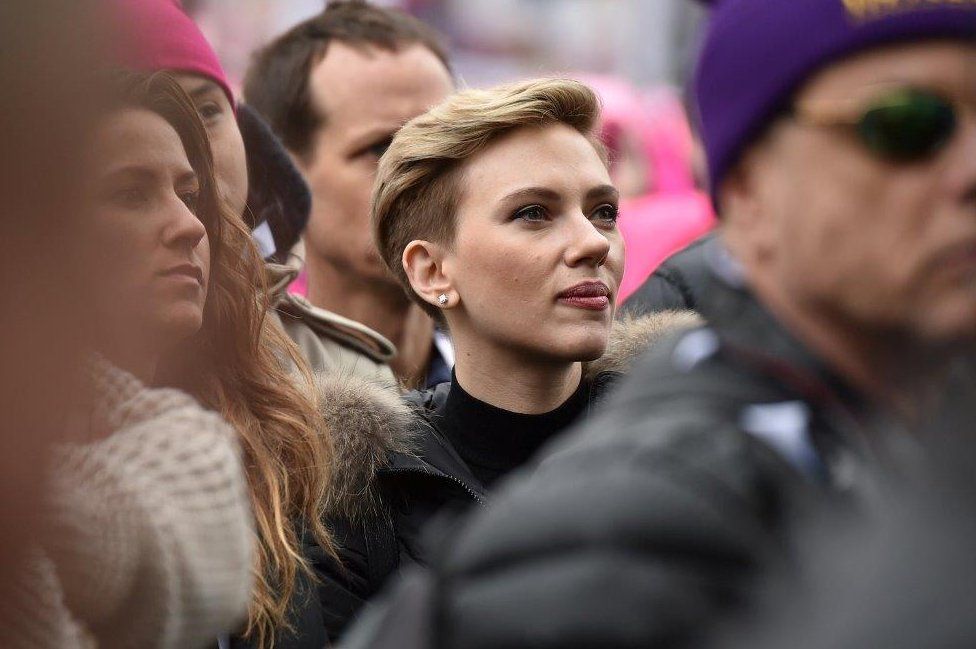 Scarlett Johansson attends the Women's March on Washington on January 21, 2017 in Washington, DC.