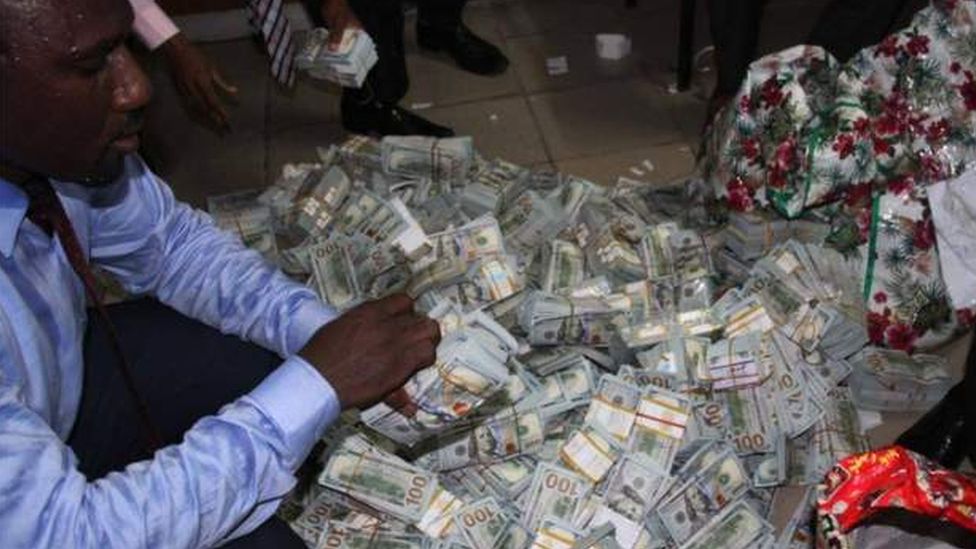 Денежные средства, полученные от собственности в Лагосе после рейда