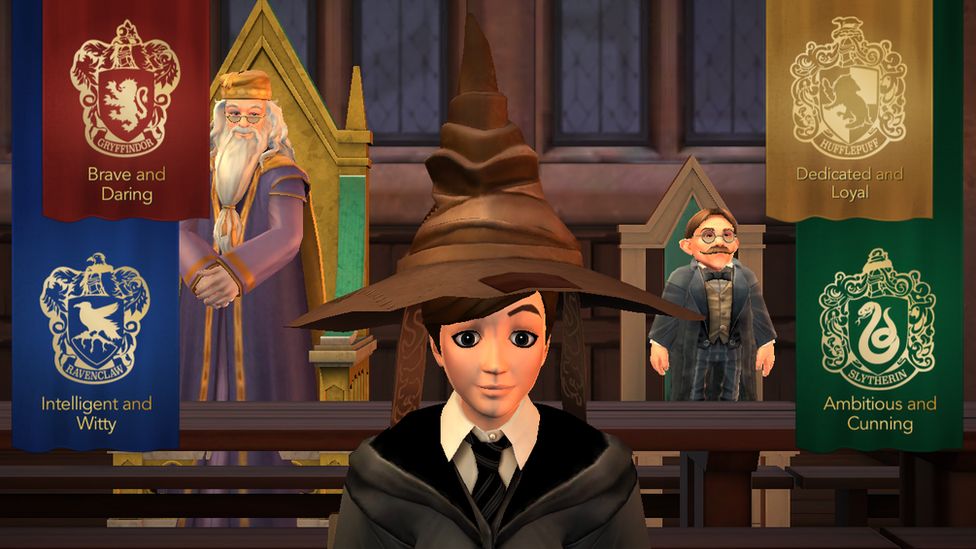 The new Harry Potter game 'Hogwarts Mystery' is out - BBC Newsround