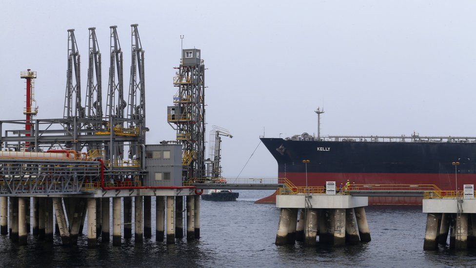 Image shows the dock for supertankers at the oil terminal of the emirate of Fujairah in the UAE
