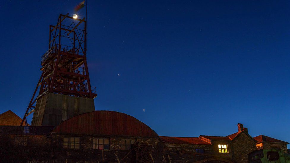 Photo of Venus and Jupiter in the sky in Blaenavon