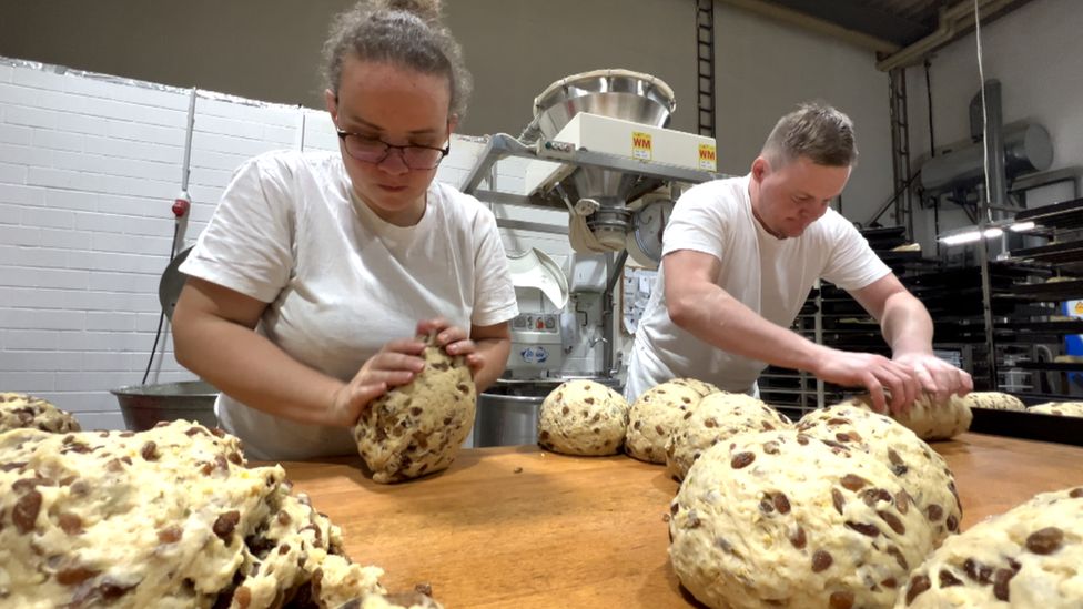 Bakers making Stollen in Dresden
