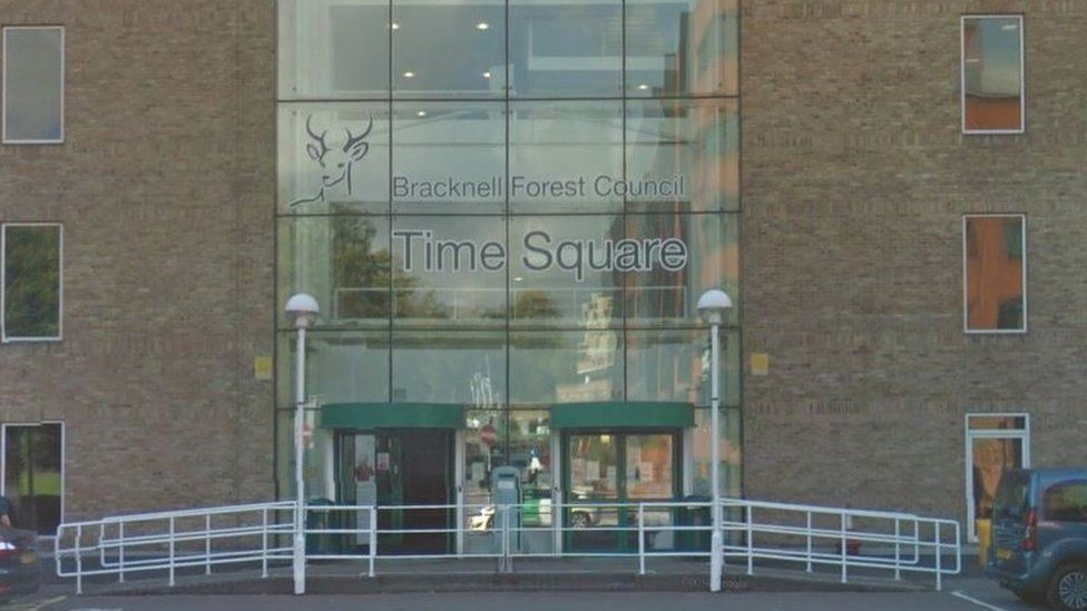 Bracknell council sent abuse details to wrong person BBC News